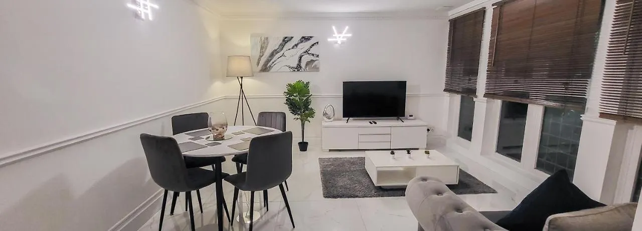 Stunning 2 Bedroom Apartment In Canary Wharf - Morland Apartments London United Kingdom