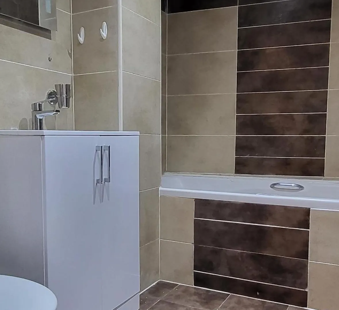 Stunning 2 Bedroom Apartment In Canary Wharf - Morland Apartments London 0*,  United Kingdom