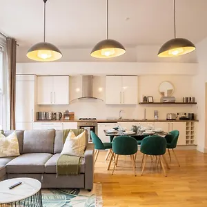 Perfect For Business & Corporate Stays - Three Bed With View Shoreditch London